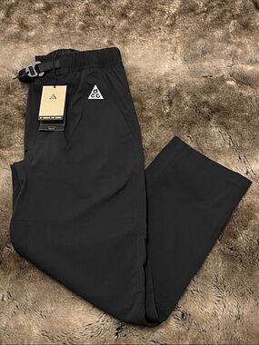 Nike ACG Pants Men's S UV 40 Hiking Black FN2450 Woven Straight Leg Belt $125